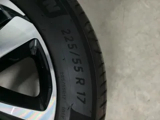 Llanta + Neumáticos Michelin 225/55 R 17 Peugeot