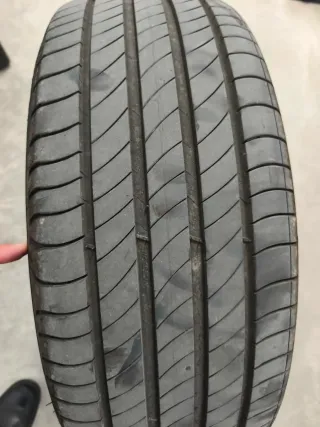 Llanta + Neumáticos Michelin 225/55 R 17 Peugeot