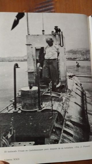 Sobre las nubes, bajo las olas