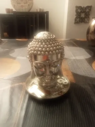 Lote: Caja incienso vertical y 2 Budas