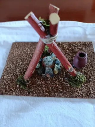 2 Piezas Belén: Establo y fuego