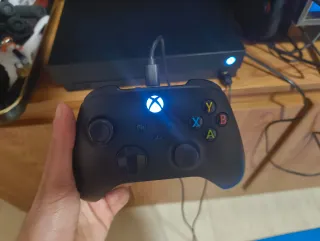 Xbox One X + 2 Mandos + Juego Lego Harry Potter