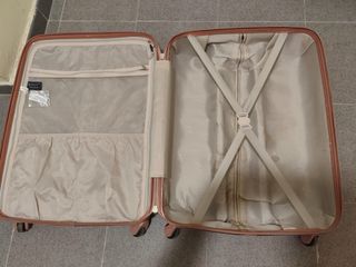 Maleta de viaje con ruedas recoger en valdebebas