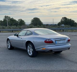 Jaguar XK8 2003