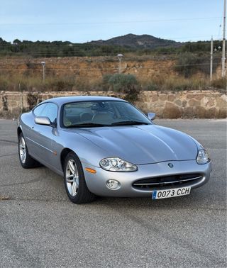 Jaguar XK8 2003
