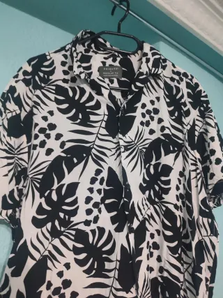 Camisa Hawaiana Hojas Tropicales Talla M