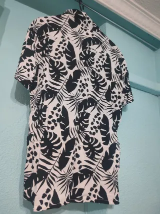Camisa Hawaiana Hojas Tropicales Talla M