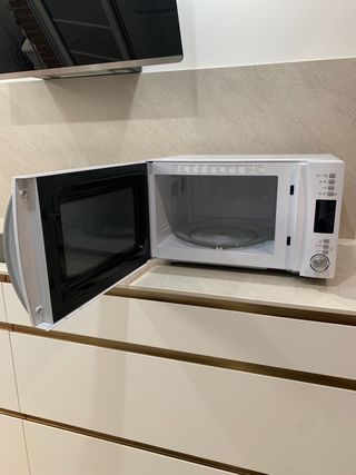 Microondas/Grill Candy Blanco