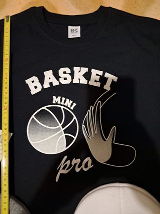 Set 2 cappelli e 1 maglietta t-shirt basket nuovi