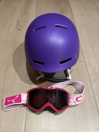 Casco Salomon y gafas de esquí Cebe. Talla 49-53.