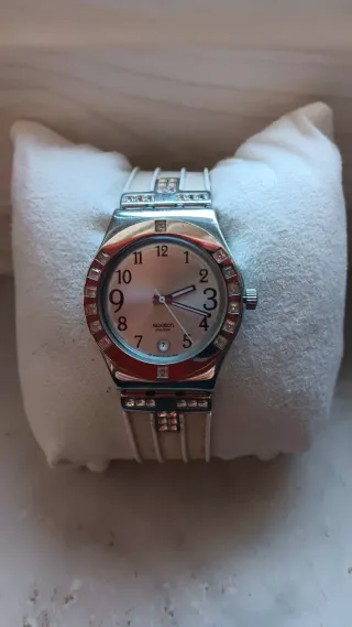 Orologio Swatch Irony bianco con strass