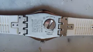 Orologio Swatch Irony bianco con strass