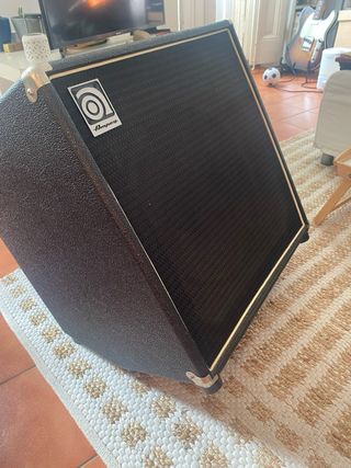 Ampeg BA115U Amplificador Bajo
