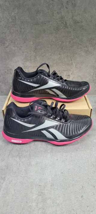 Zapatillas Reebok Easytone Negras y Rosas