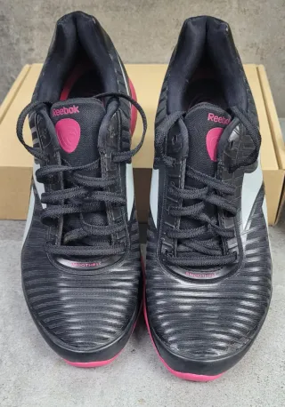 Zapatillas Reebok Easytone Negras y Rosas