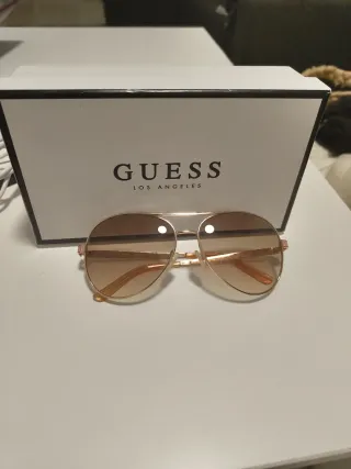 Gafas de sol Guess Aviador Doradas