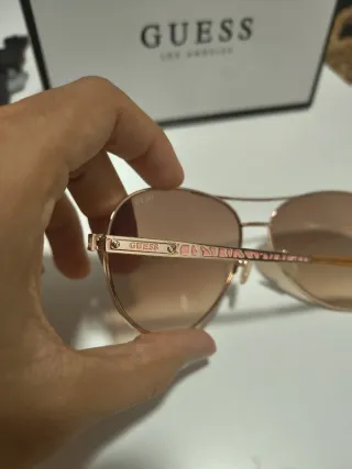 Gafas de sol Guess Aviador Doradas