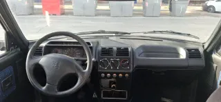 Peugeot 205 1998