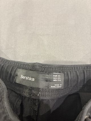 Pantalones cargo negros