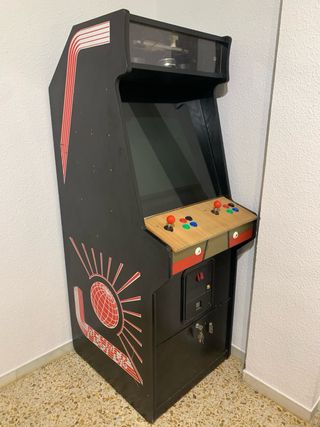 Máquina Arcade Recreativa guardada en Salamanca