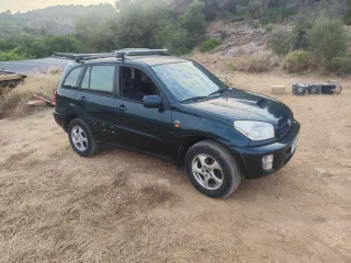 Toyota RAV4 2003