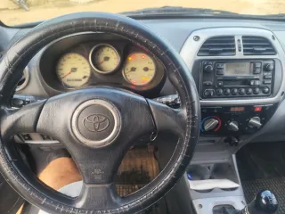 Toyota RAV4 2003