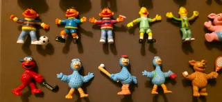 Figuras Barrio Sésamo tipo Kinder Sorpresa