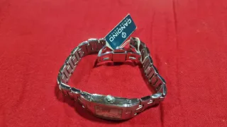 Nuovo orologio Candino da donna in argento e madreperla bianca