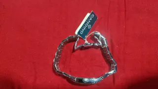 Nuovo orologio Candino da donna in argento e madreperla bianca