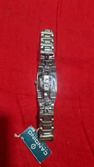 Nuovo orologio Candino da donna in argento e madreperla bianca