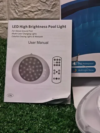 Luce LED piscina multicolore RGB