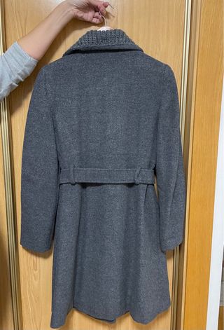 Abrigo gris largo Mango