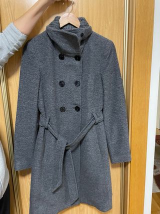 Abrigo gris largo Mango