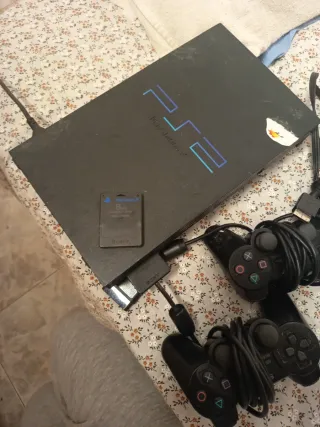 Consola PS2 Sony Negra + 2 Mandos