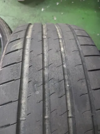 Neumáticos Bridgestone 225/40/19