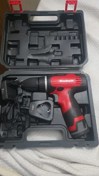 Taladro Einhell con maletín y cargador