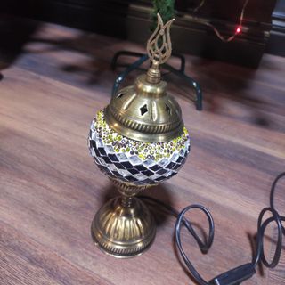 Lámpara árabe roja