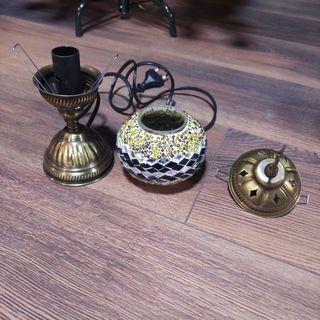 Lámpara árabe roja