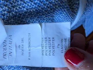 Americana azul y blanca