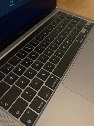 MacBook Pro 13 Plata - Nuevo
