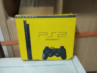 Consola PS2 Sony en Caja Amarilla