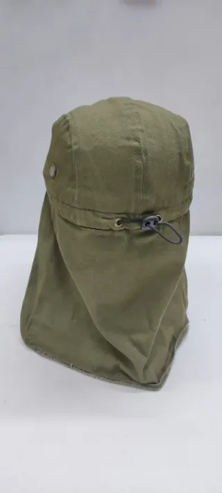 Gorra de montaña verde