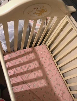 Cuna bebé rosa con ositos