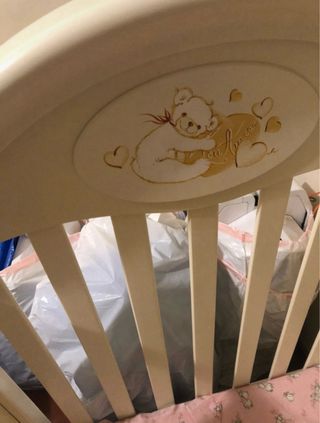 Cuna bebé rosa con ositos