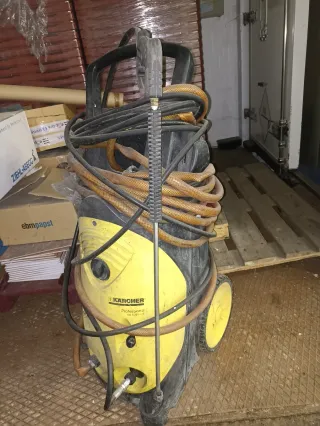 Hidrolimpiadora Karcher Profesional HD 6/15