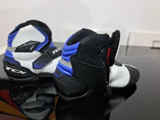 Botas de moto TCX