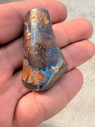 Ópalo Boulder Australiano