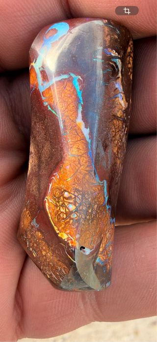 Ópalo Boulder Australiano