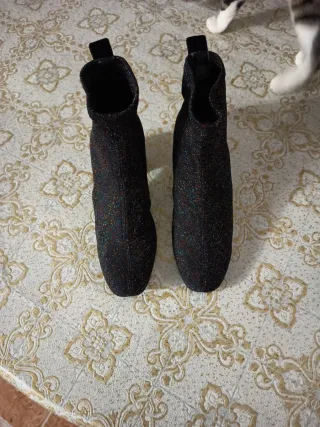 Botines brillantes multicolor