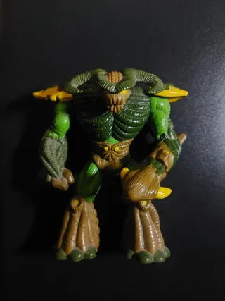 Gormiti Grandalbero Atomic 12cm Magnetico